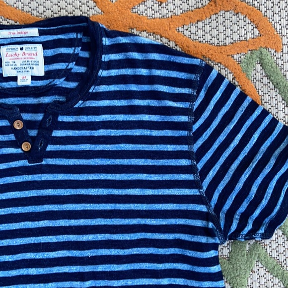 Lucky Brand Men’s Blue Striped Henley Short Sleeve - Picture 4 of 5